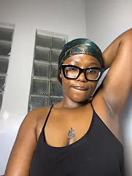 Moonzy777 Chat XXX live