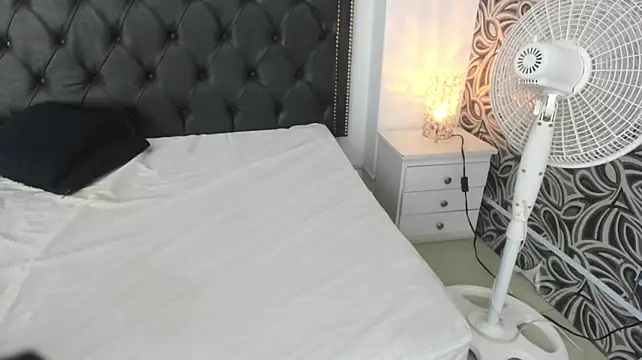 salome_mora_ Chat XXX live