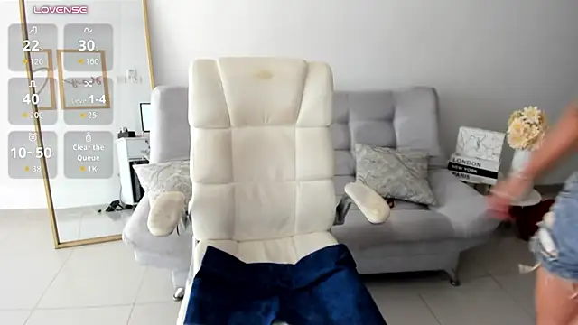 Chat +18 de renata_t_ ao vivo