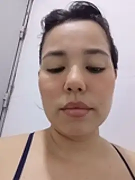 Chatroom XXX en direct de ZairaElara