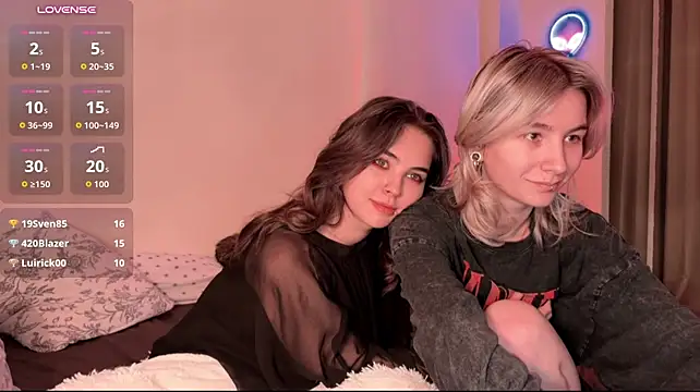 دردشة AlexxMichaell الجنسية المباشرة