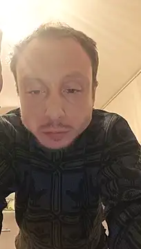Vyda4 élő XXX-chatje