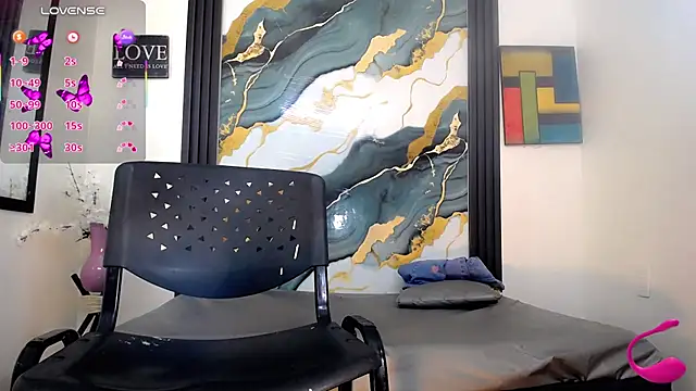 Chat +18 de Kendall_Price_ ao vivo