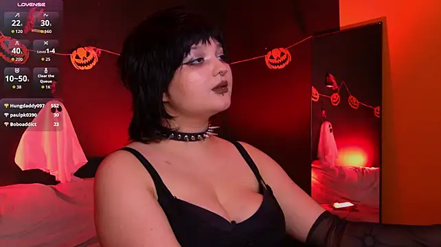 VixenDom Live XXX Chat