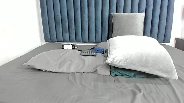 Chat XXX en directo de Sam_Roos