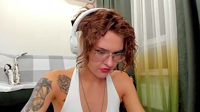 TommieHach élő XXX-chatje