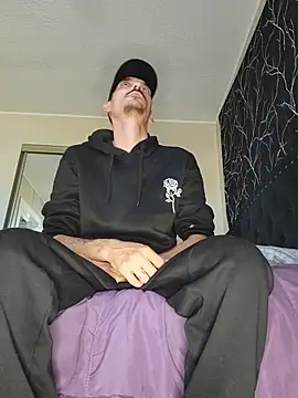 Matthew_204 élő XXX-chatje