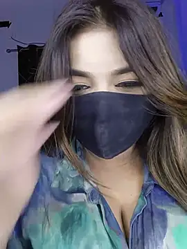 Bold-Cat Chat XXX live