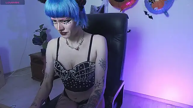 צ'אט XXX בשידור חי של RoxyCatLove