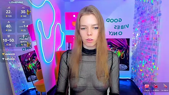 TinaTayylor's Live XXX Chat