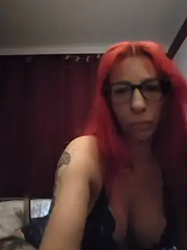 Ruby_Rebel Live XXX-Chat