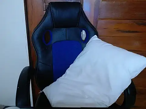 XXX chat uživo modela Apollo_21