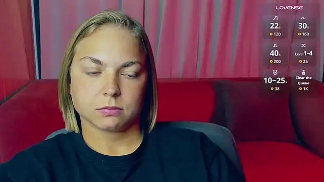 צ'אט XXX בשיד ור חי של TataArdent
