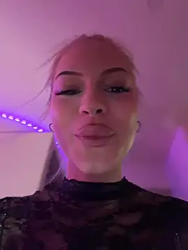 DollyRuby – Live XXX-chat