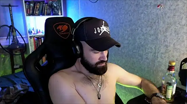XXX chat uživo modela _Serious_Man