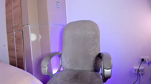 Violettroose Chat XXX in diretta