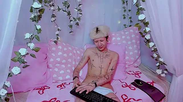 FinnEcho élő XXX-chatje