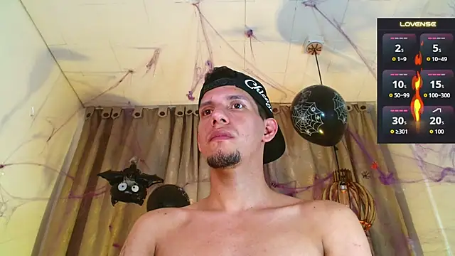 _Dominic_Smith_のライブXXXチャット