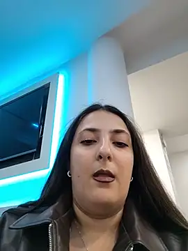 IRINA_DIAMOND 现场XXX聊天