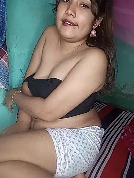 Nusrat-90 Live XXX Chat