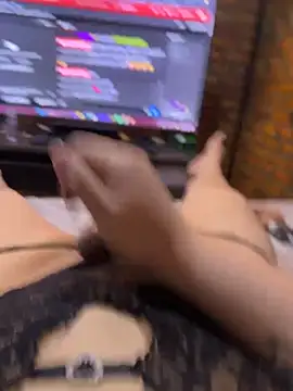 Chat XXX ao vivo de valenthottie