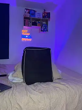 Dali_Vice Adlı Modelin Canlı XXX Sohbeti
