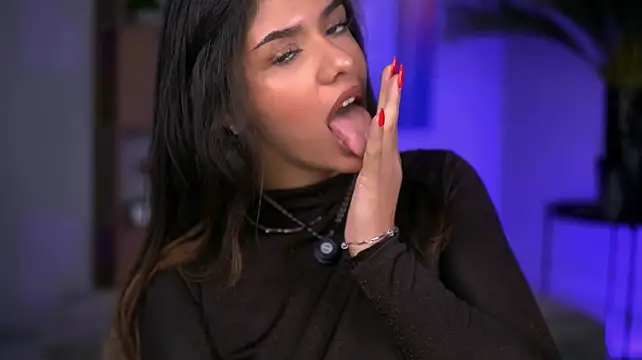 HiypnoEyess Chat XXX live