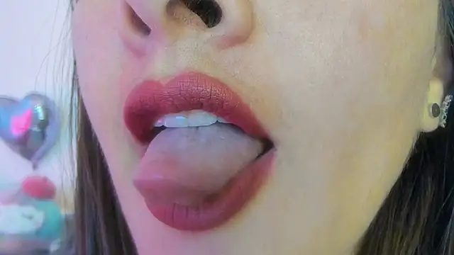 queen_fetish Adlı Modelin Canlı XXX Sohbeti