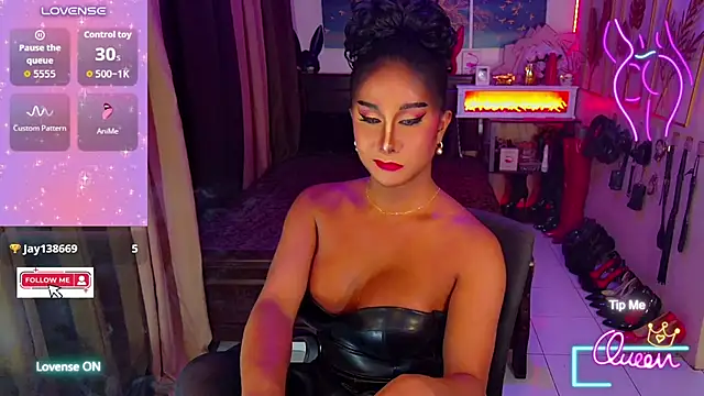 Živý XXX chat SadisticSaintTs