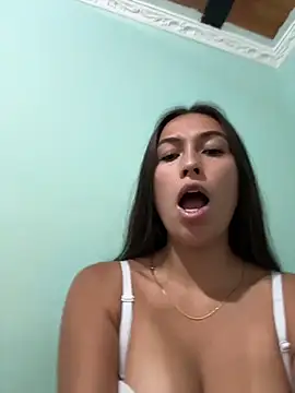VictoriaLannee's Live XXX Chat