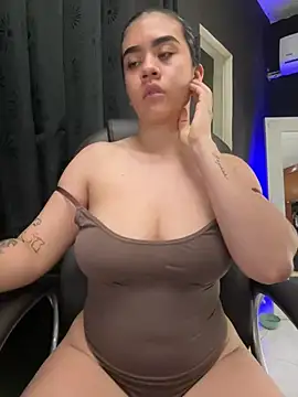 alhaana_'s Live XXX Chat