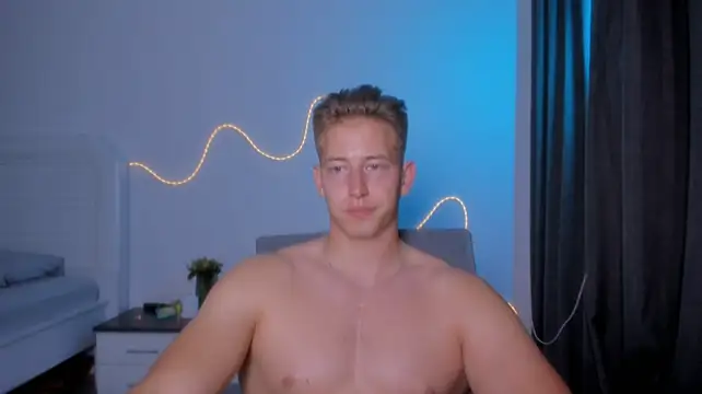 find0m_master's Live XXX Chat