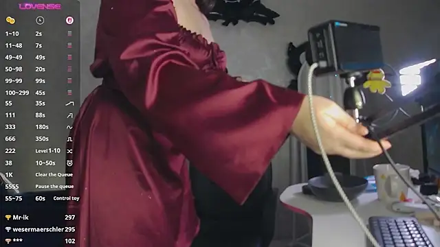 Mila_LoveMe 即時 XXX 聊天