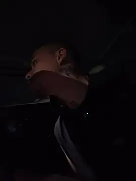 צ'אט XXX בשידור חי של AlphaMasterXxx