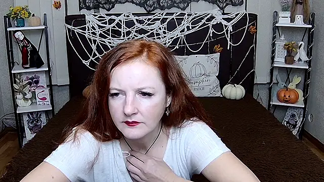 Chat +18 de MeganPirs ao vivo