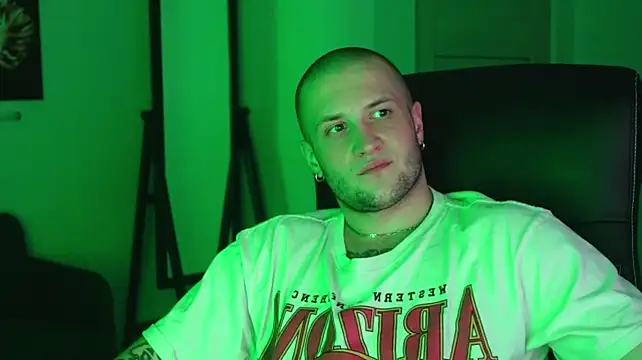 Igor_Wilde Live XXX Chat