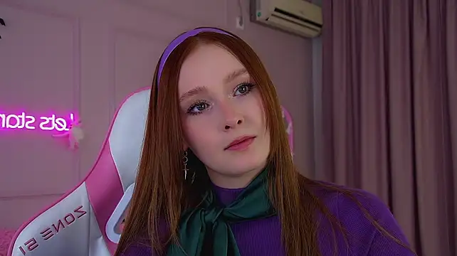 AgataFoxley Live XXX Chat