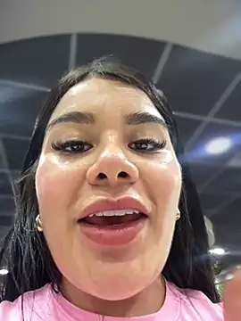 Issane_Peru – Naživo XXX chat