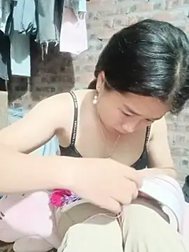 HeresThuy22 Live XXX Chat