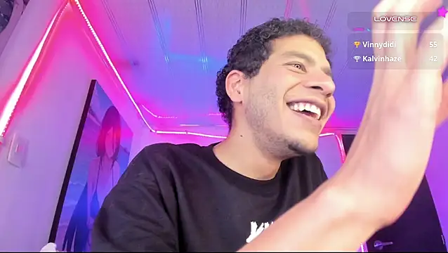 Chat XXX ao vivo de Ethan_Boyy
