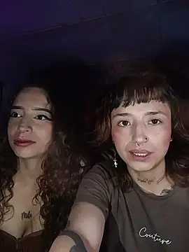 AlexxaAndRileyy live XXX chat
