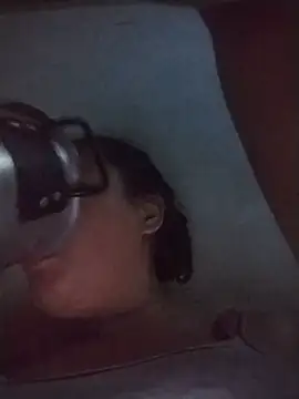 Andreita_95's Live XXX Chat