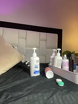 Chat +18 de Sophie-velvet ao vivo