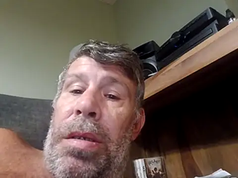 stud2512 Chat XXX in diretta