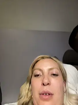Juuhschmitt 라이브 XXX 채팅