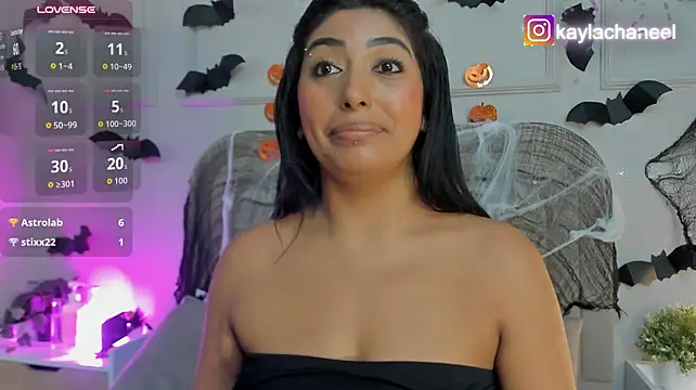 Kaylachannell's Live XXX Chat