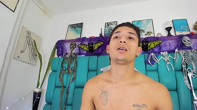 Chatroom XXX en direct de Boy_Leon_X