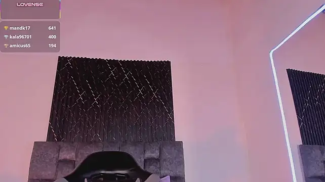 Онлайн чат XXX Alexxus_Smith