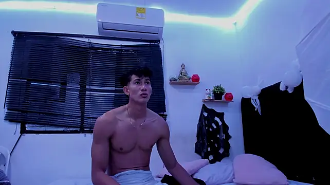 Show de angel_boy02 na webcam