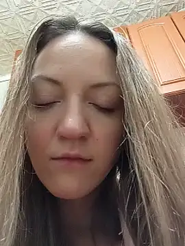 KattyLuuu Chat XXX in diretta